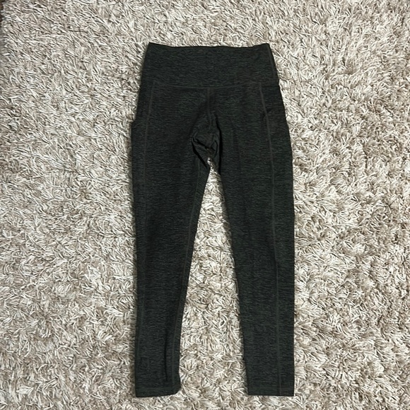 Aerie Offline Legging - Picture 1 of 3